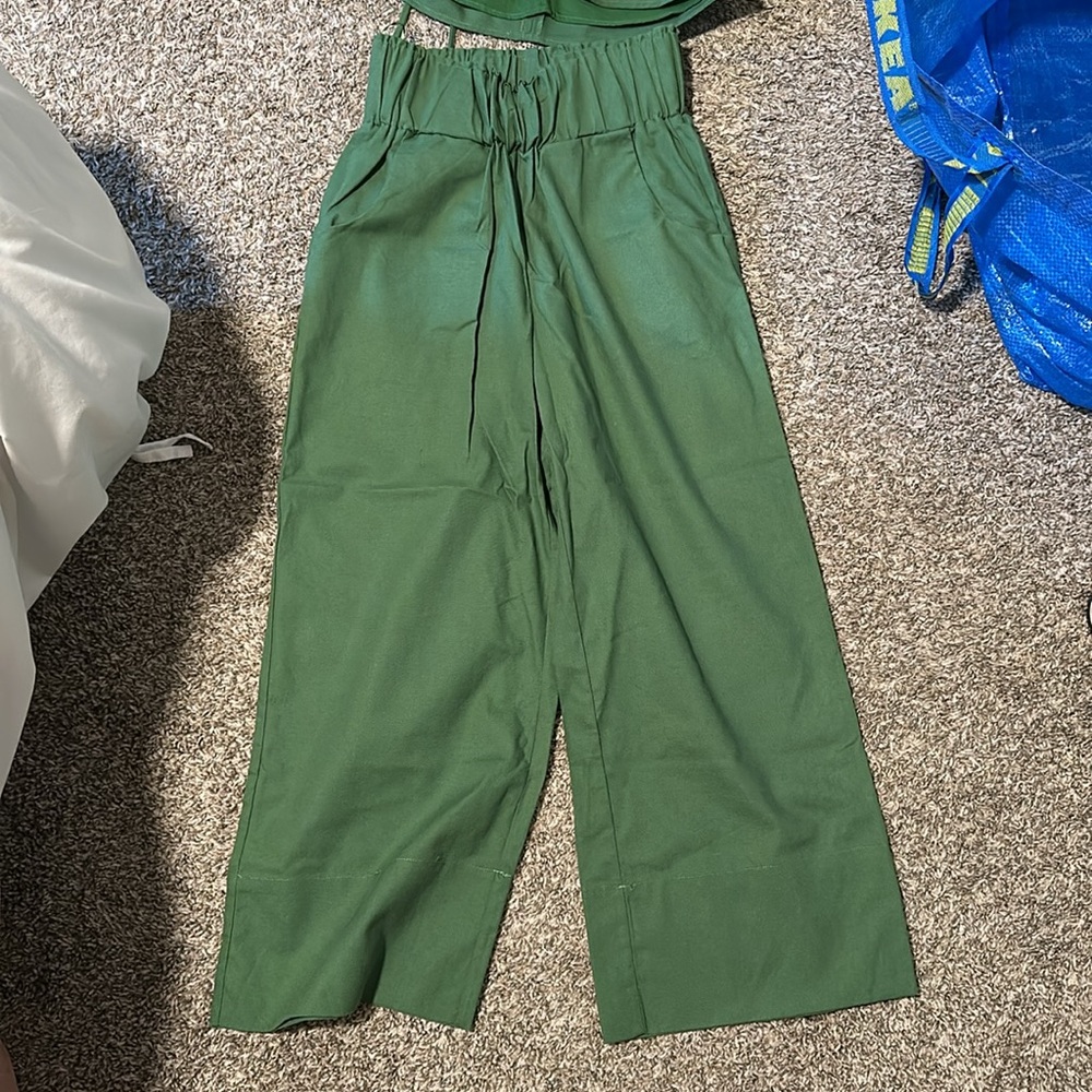 Green set - Picture 3 of 7
